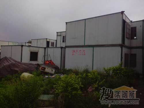 六塊錢(qián)租金集裝箱房