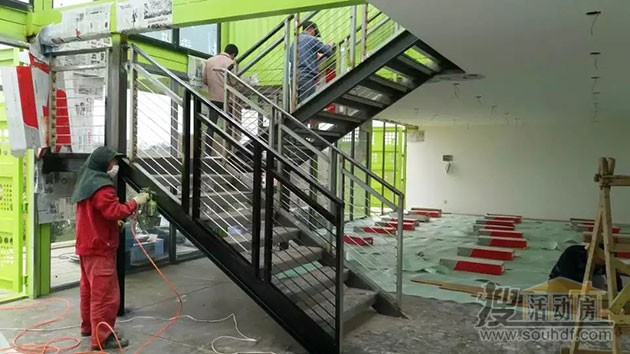 集裝箱房屋內部噴漆