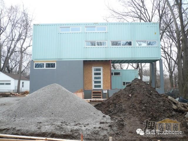她用5個(gè)集裝箱，建起一棟絕美房屋！